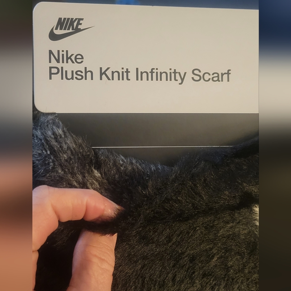 Nike loop neck scarf. New on card. Super soft black with white swoosh. UNISEX